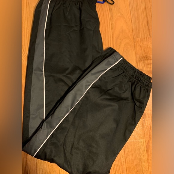 REEBOK JUMPSUIT - Picture 9 of 10